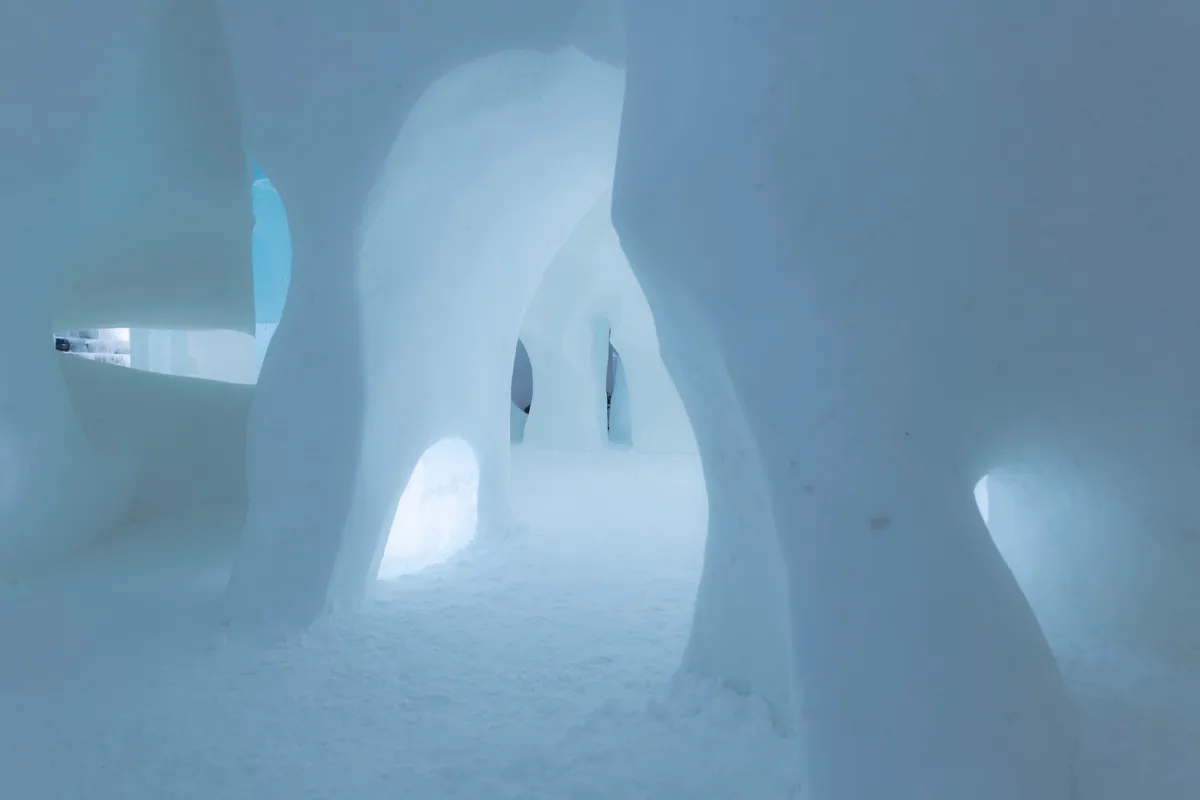 Main Hall Quasar by Viktor Tsarski & Wouter Biegelaar | ICEHOTEL